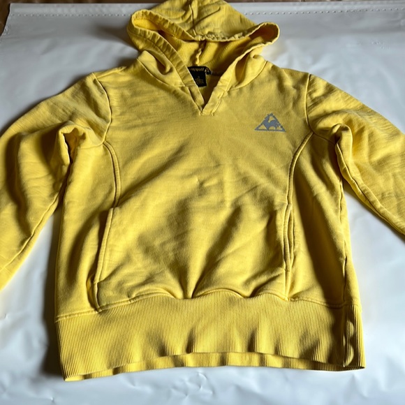 Sweatshirt/hoodie - Picture 1 of 4